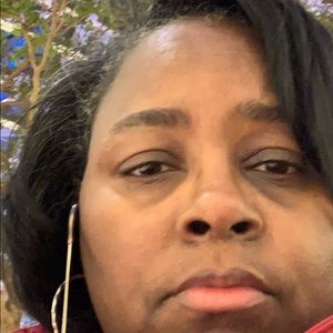 Meet your Posher, Verna